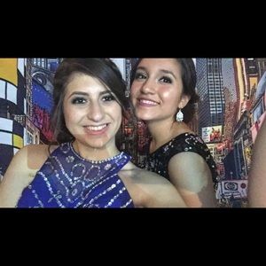 Meet your Posher, Laura