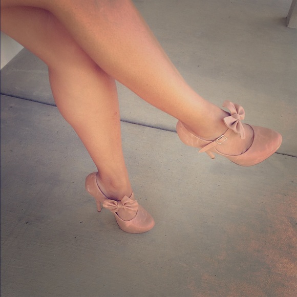 Styluxe Shoes - Blush Bow Heels