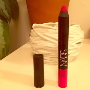 NARS Velvet Matte Lip Pencil in Dragon Girl