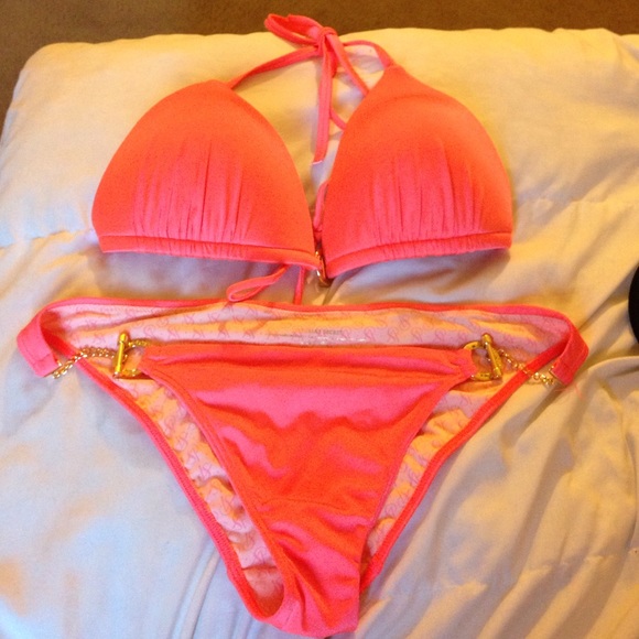 VS bikini