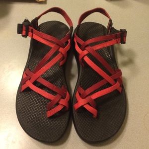 8.5 Chacos