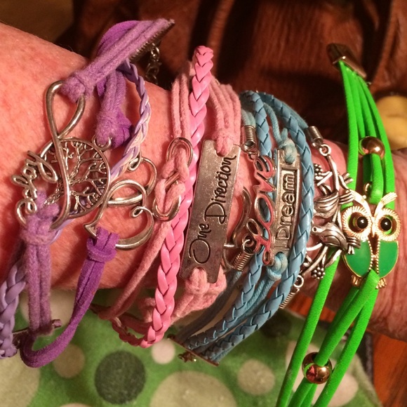 4 Braclet set make offer