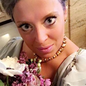 Meet your Posher, Abigail