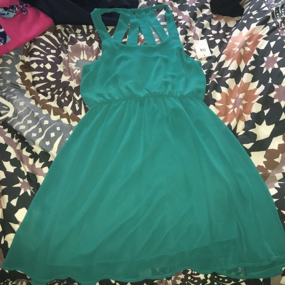 Teal dress. Never worn. Size M. Nordstrom