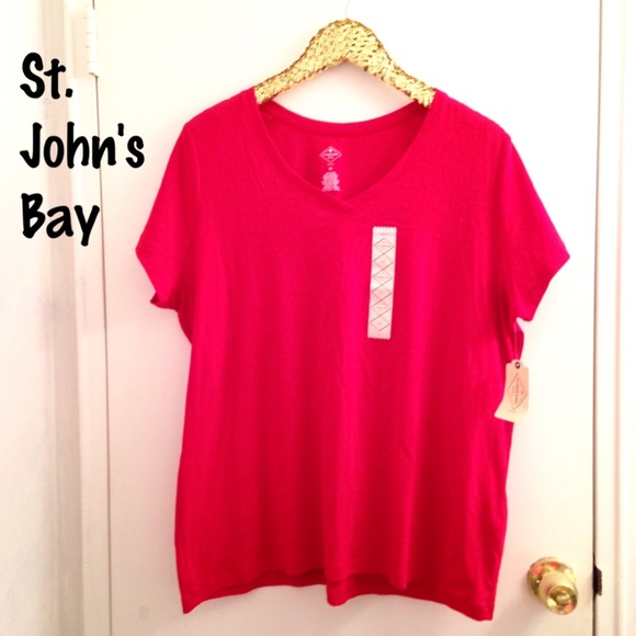 St. John's Bay Tops - NWT, St. John's Bay Short Sleeve V-neck Tee Shirt