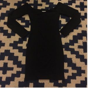 Off the shoulder scallop Bodycon dress