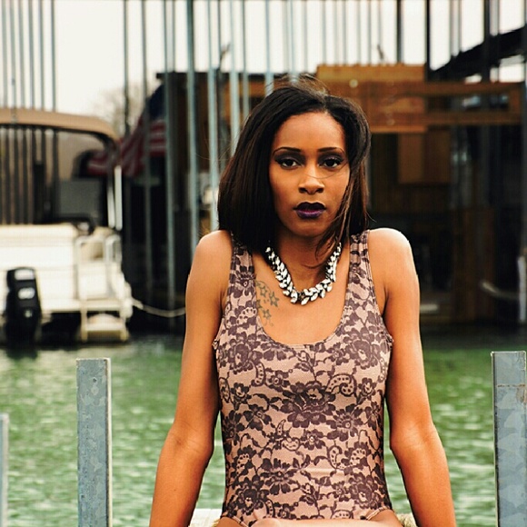 LACE & NUDE PRINT SWIMSUIT