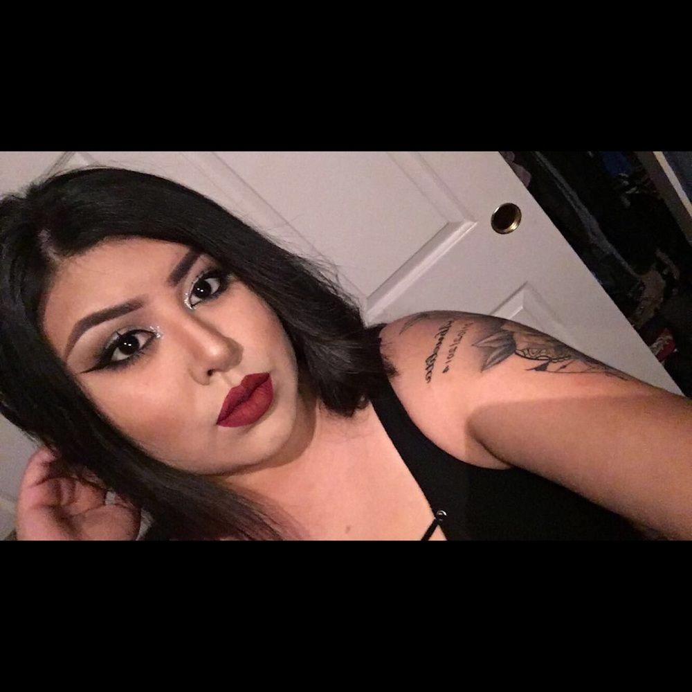 Meet your Posher, Lupita