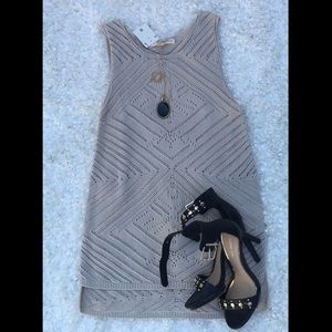 Rewind Sleeveless sweater