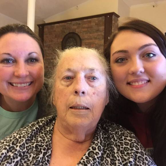 Meet your Posher, Allison