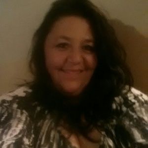 Meet your Posher, Elaine