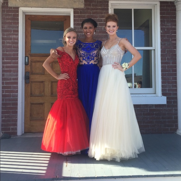 NUDE GOLD BLUSH PROM PROM DRESS - Picture 1 of 4