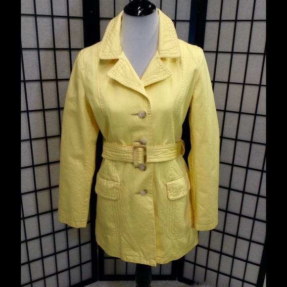 Old Navy Jackets & Blazers - OLD NAVY YELLOW TRENCH JACKET size M