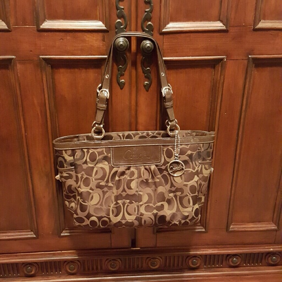 Rare Coach Mahogany Optic Signature Canvas Pleated