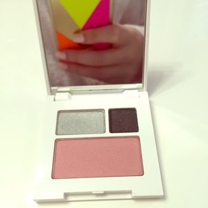 Eyeshadows & Blush Combo NWOT