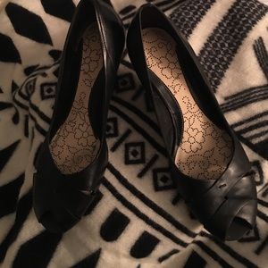 Kenneth Cole shoes