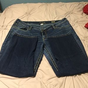 Silver Suki Capris size 22
