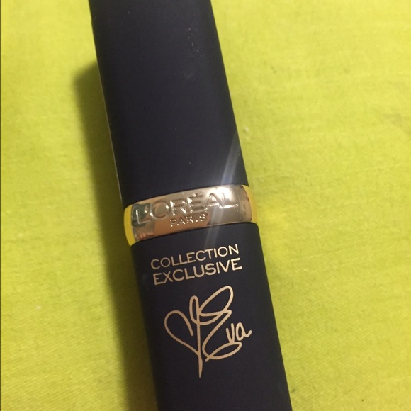 Lipstick - Picture 2 of 2