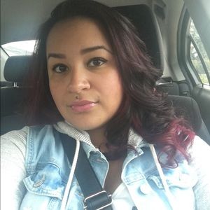 Meet your Posher, Amanda