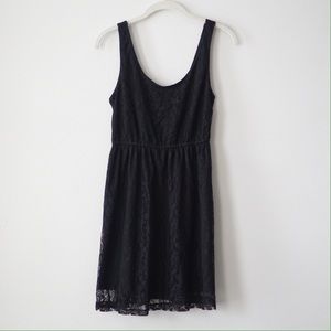 Little black lace dress | Size M