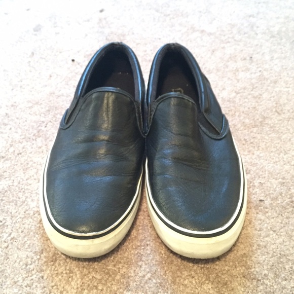 Banana Republic 100% Leather Slip-ons