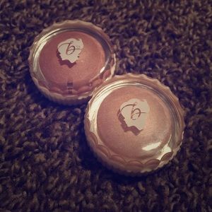 Benefit Cream Shadow in Bikini Tini