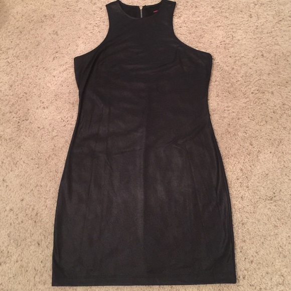 BRAND NEW W/ TAGS💖Beautiful Black Dress - Picture 3 of 3
