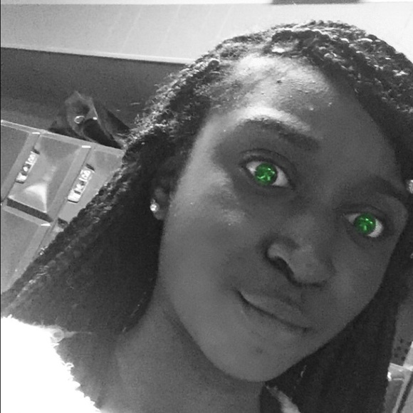 Meet your Posher, Najah