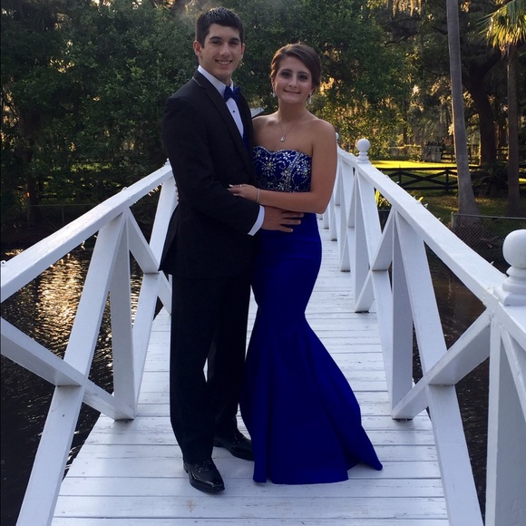 Windsor prom dress