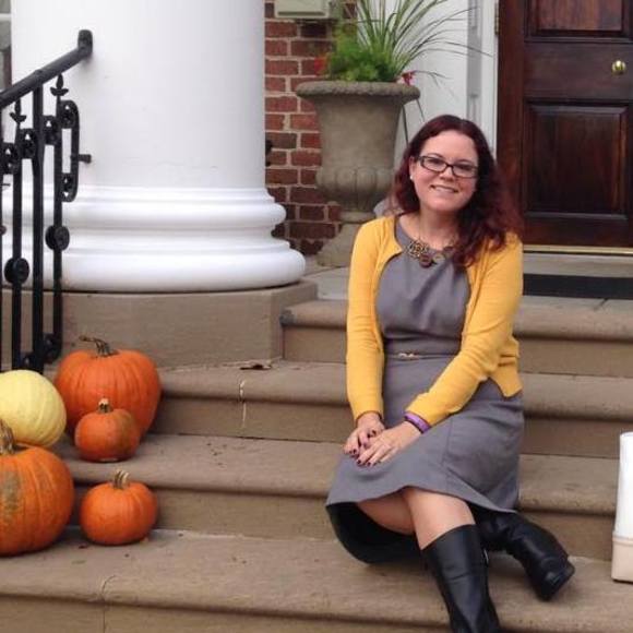 Meet your Posher, Rebeca - Picture 1 of 1