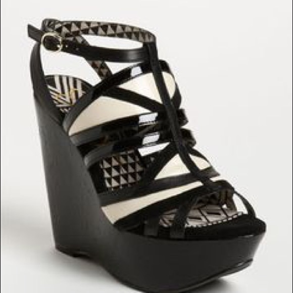 Jessica Simpson wedges size 5.5