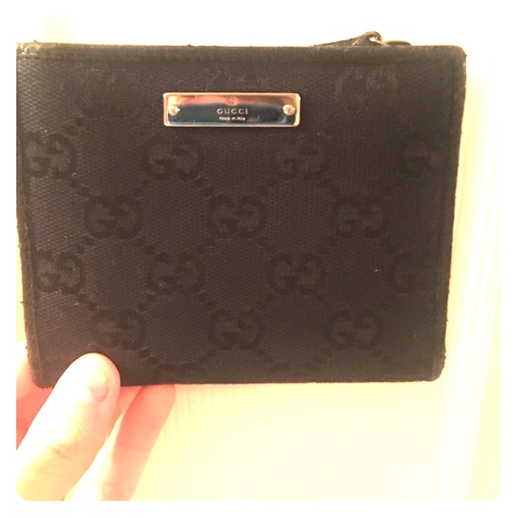 Gucci clutch wallet