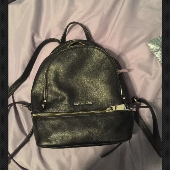 Micael Kors Rhea Extra-Small Leather Backpack
