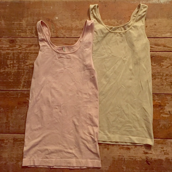 Stretchy tanks sold separately