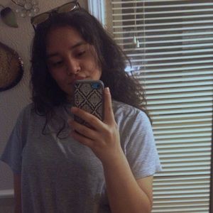Meet your Posher, Alisa