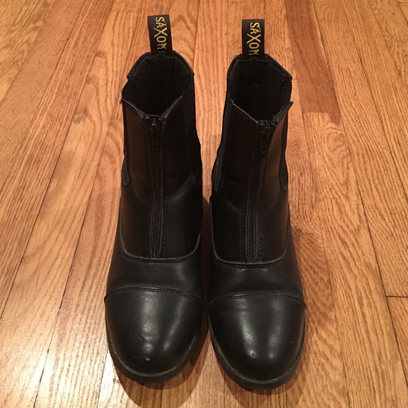 Saxon black zipper boots