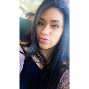 Meet your Posher, Briana