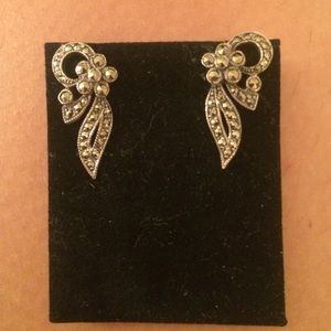 Beautiful sterling silver marcaaite earrings