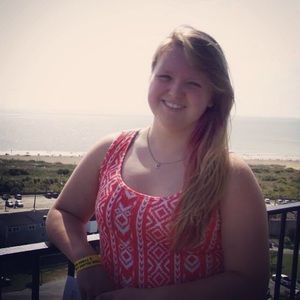 Meet your Posher, Anna