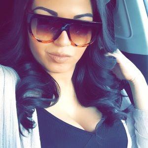 Meet your Posher, Maribel