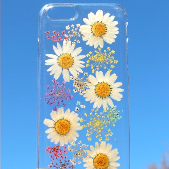 Handmade pressed dried flower phone case - Picture 3 of 5