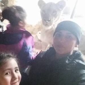 Meet your Posher, Lourdes