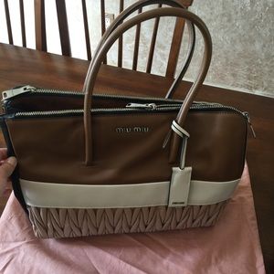 UPDATED PRICE ‼️‼️‼️Miu miu Vitello matelas