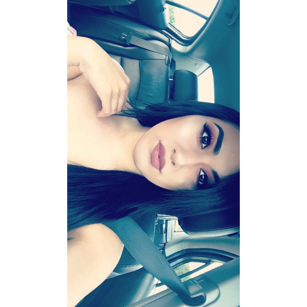 Meet your Posher, Francisca