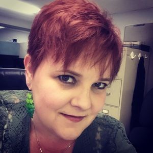 Meet your Posher, Deanna