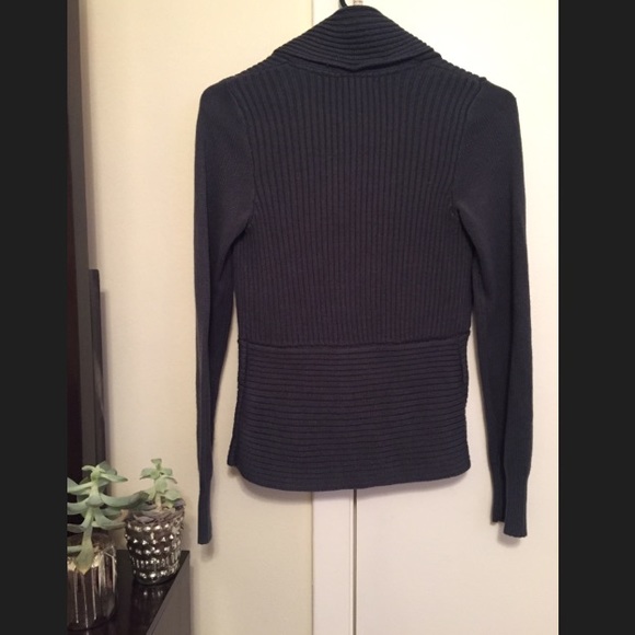 Sweater - Picture 2 of 2