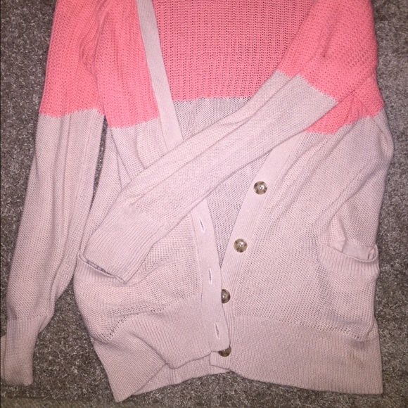 AE KNIT CARDIGAN
