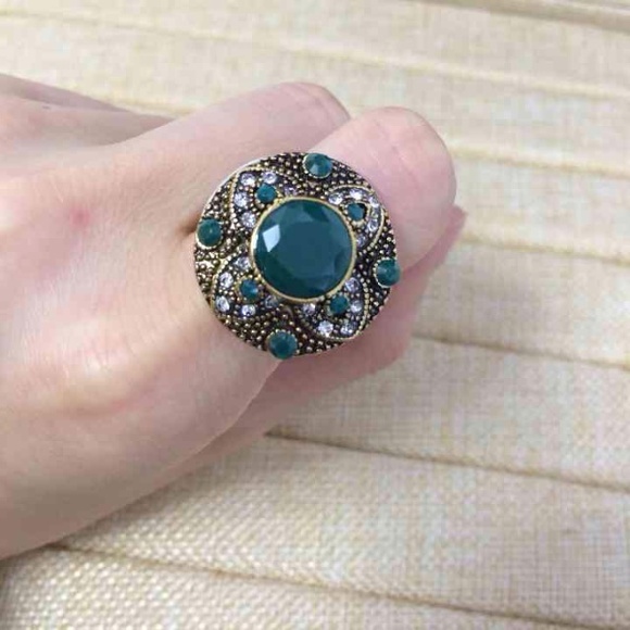 Royal vintage unisex rings