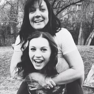 Meet your Posher, Casie