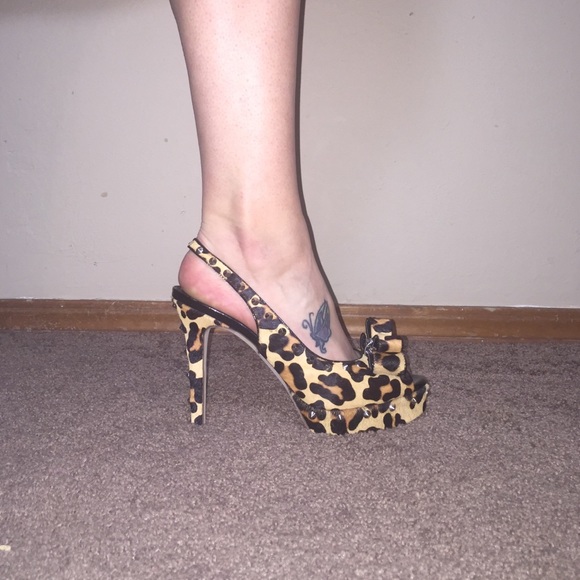 Gianni Bini Leopard Print Heels